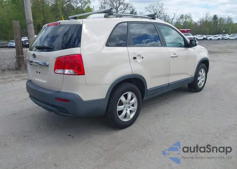 2011 Kia Sorento Lx z USA, uszkodzony, nr VIN 5XYKTCA15BG128370